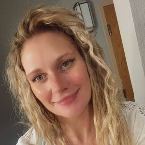 Meet your Posher, Stacey